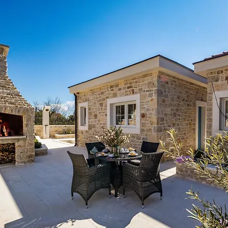 Katarina With Pool * Zadar