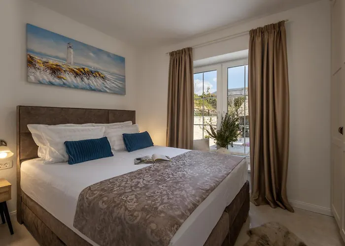 Katarina With Pool 빌라 *