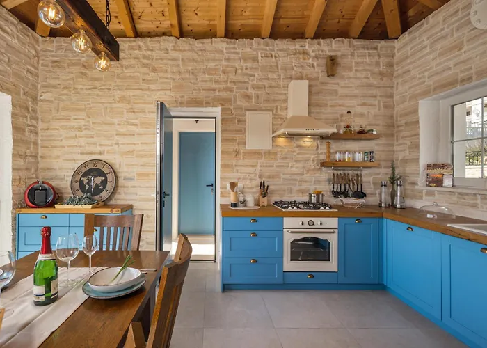 Katarina With Pool 빌라